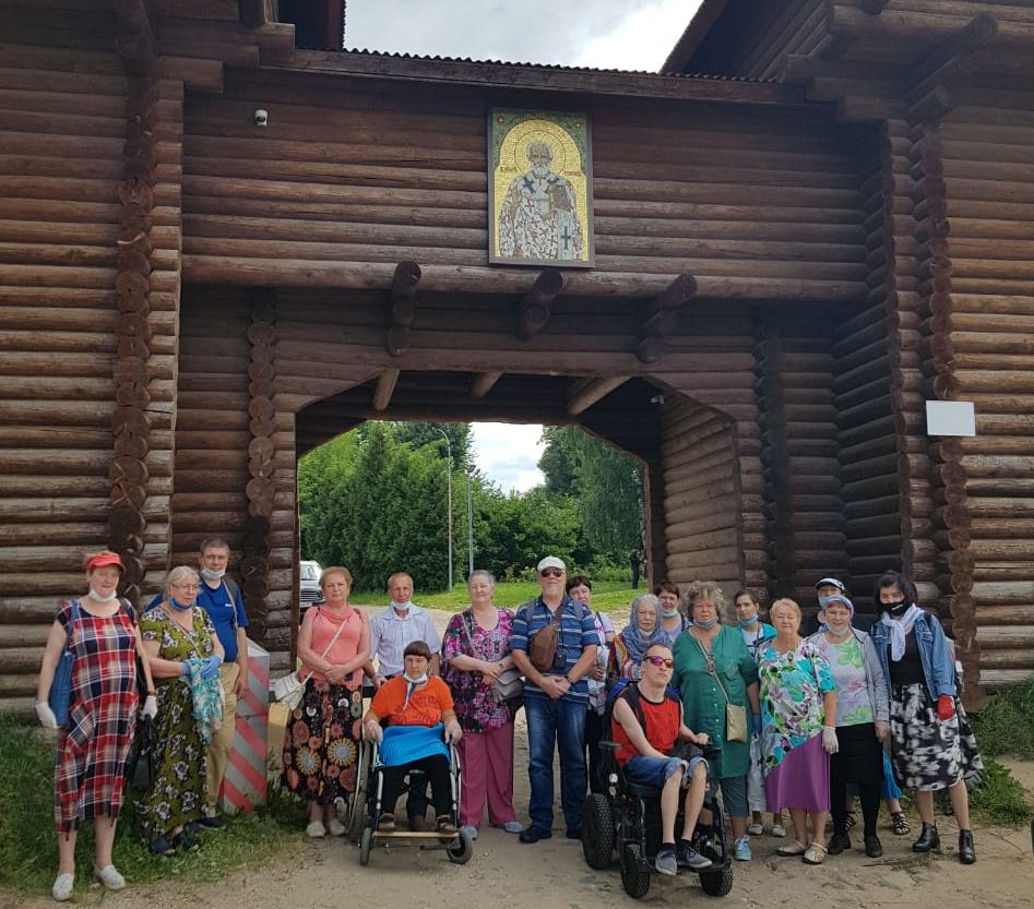 Экскурсия в Дмитровский кремль и Борисоглебский мужской монастырь
