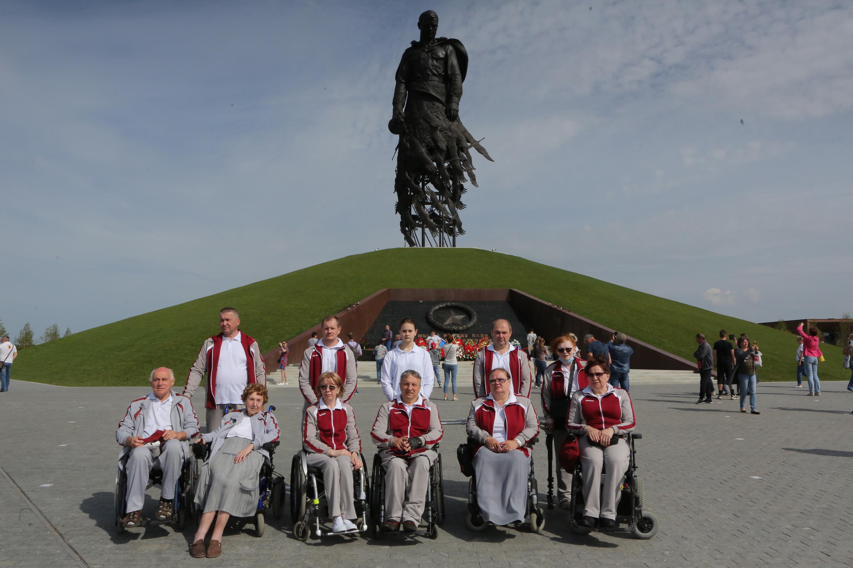 АВТОМАРАФОН, посвященный 75 -летию  Великой Победы, по городам-героям и городам воинской славы продолжается