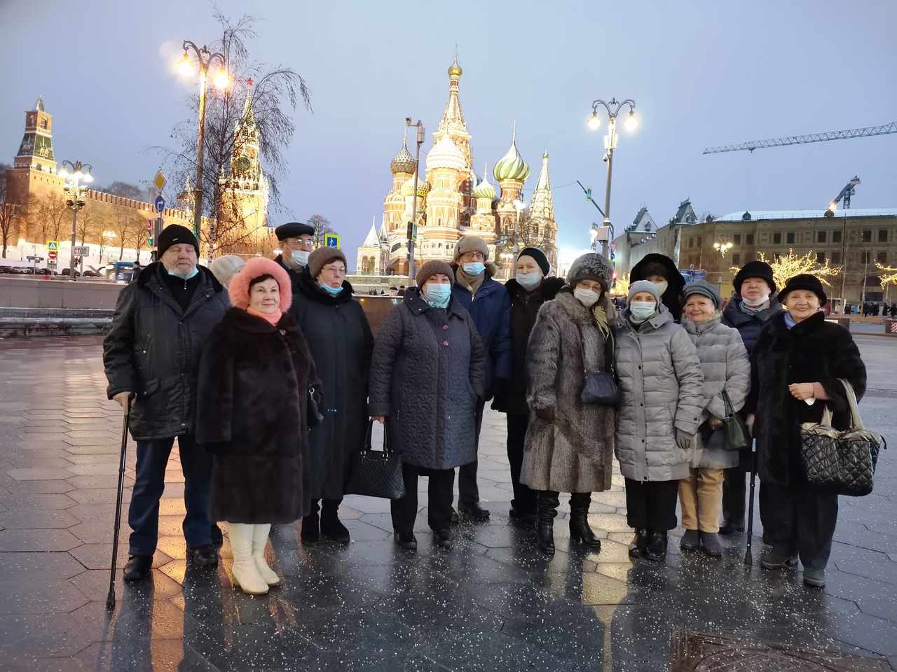 Экскурсия по вечерней Новогодней Москве